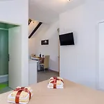 Melany Apartman