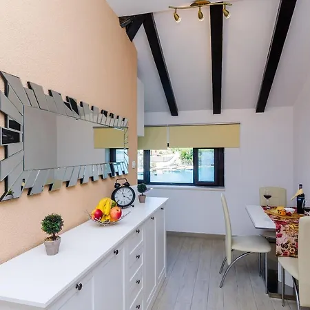 Apartman Melany Slano