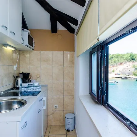 Melany Apartman
